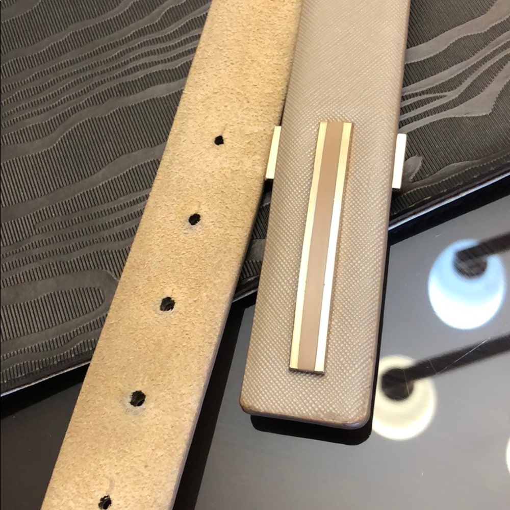 Beige and gold size L belt